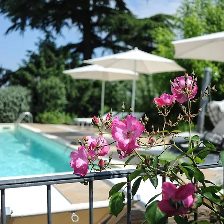 Farm stay Tenuta Montegrande 1893 San Salvatore Monferrato